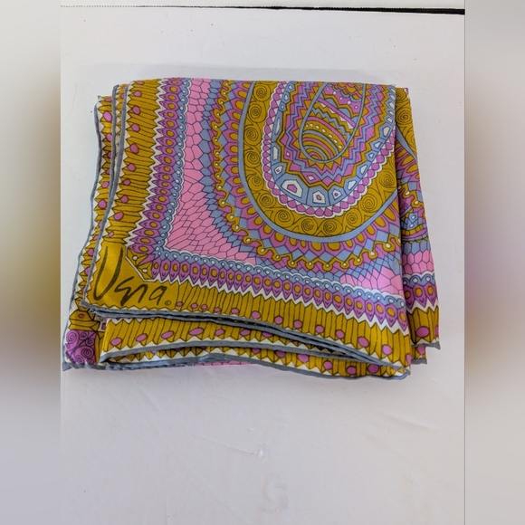 Vera Neumann Accessories - Vintage Scarf Vera Neumann Pink and Gold Geometric Scarf 1970